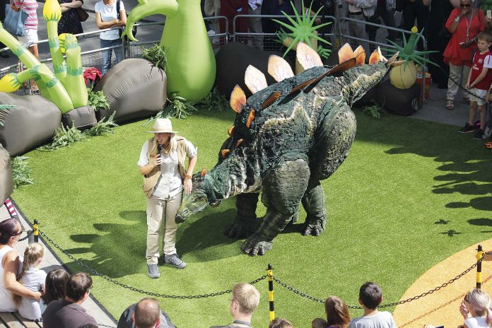 LosKaos---Meet-the-Dinosaur