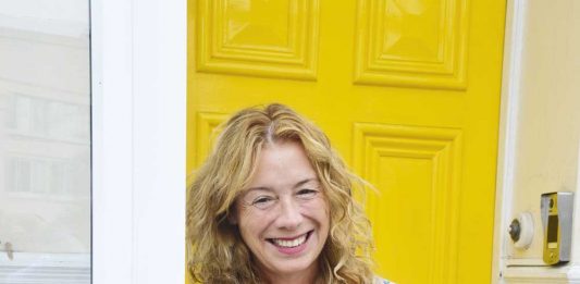 Sunflower-Laura-upright-1