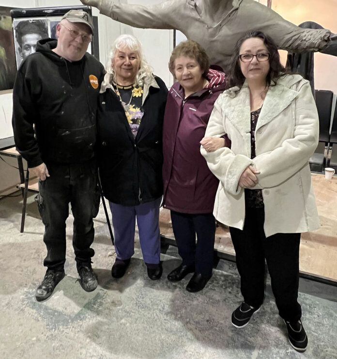 Sculptor Andy Edwards Jack Leslie statue