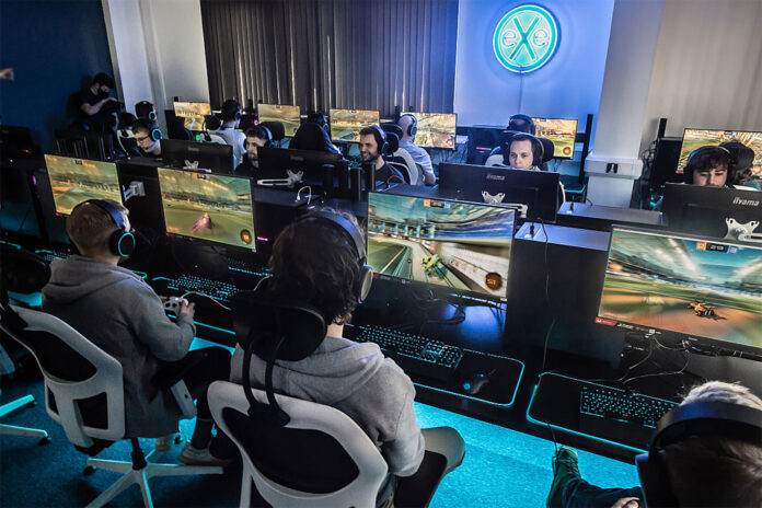 Teams in action at the 2022 South West Esports Festival Teams in action at the 2022 South West Esports Festival
