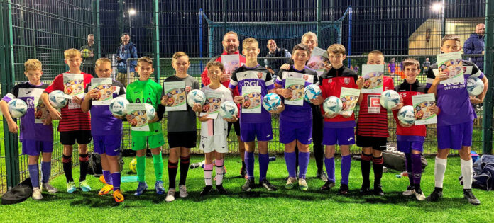 Morley Rangers players with the 16 balls bought with SDR’s sponsorship Morley Rangers players with the 16 balls bought with SDR’s sponsorship