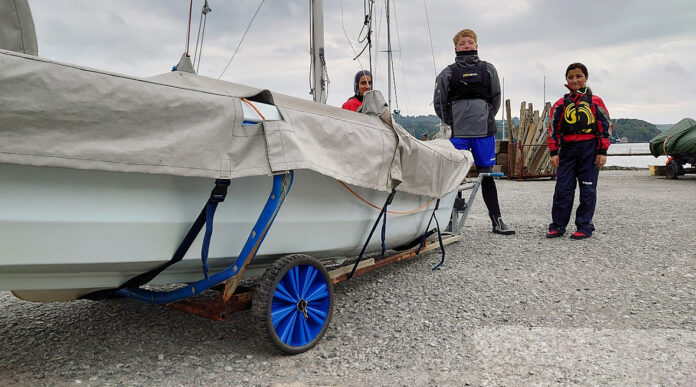 Oddfellows-trailer-wheels Plymouth Oddfellows has supported the Horizons children’s sailing charity by supplying sets of wheels for use on their dinghy trailers.
