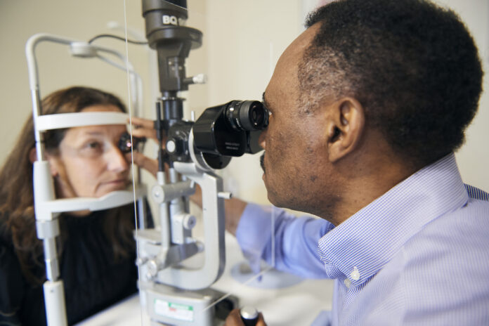 Cataracts treatment