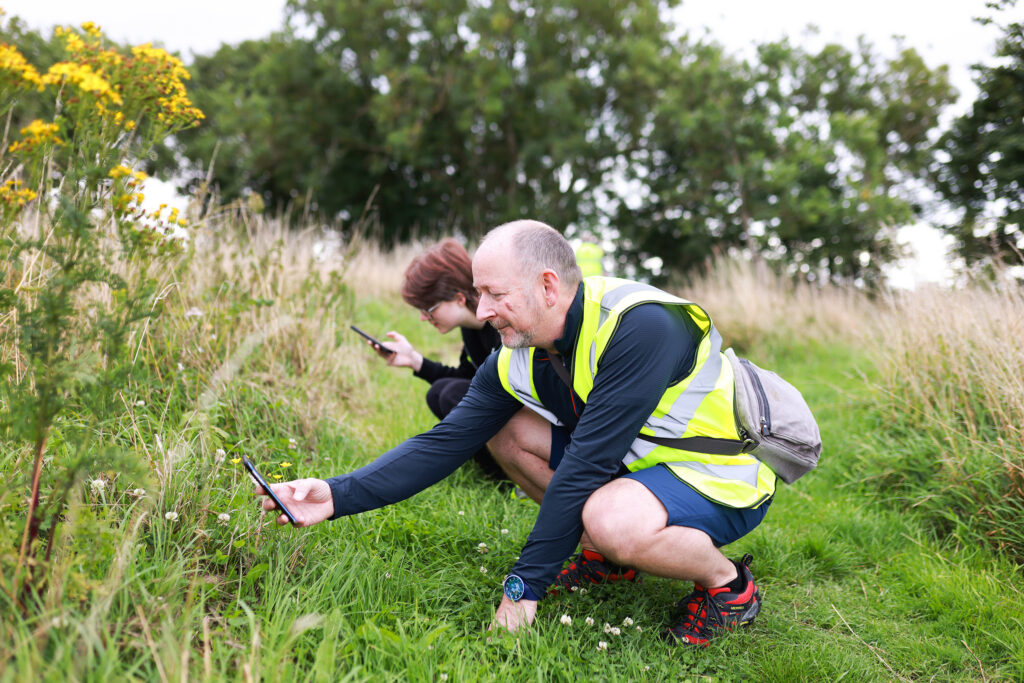 Pollenize CIC Volunteers using the app to identify local flora and fauna Photos: UpArt Photography