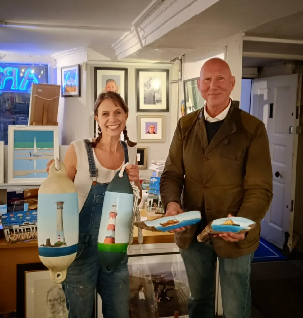 Plymouth based local artist Ellie Johnson, well known as Mrs Murals, is working with Kaya Gallery on the Barbican to raise funds for the RNLI.