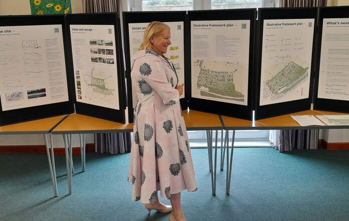 Cllr Beer at consultation meeting