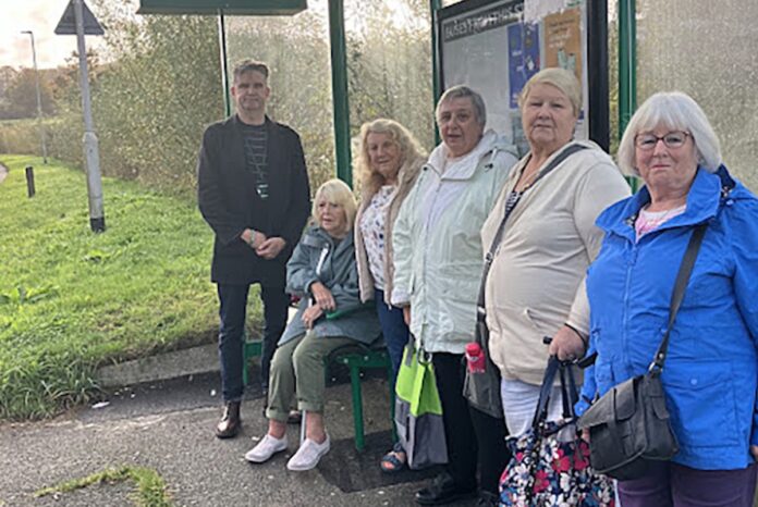 Residents at Glen Road, Plympton