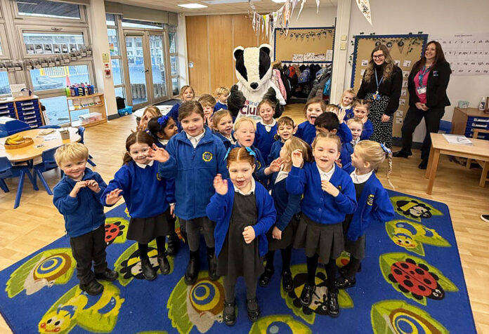 Big Brush Club Ernesettle School Reception class meet Bob the Badger