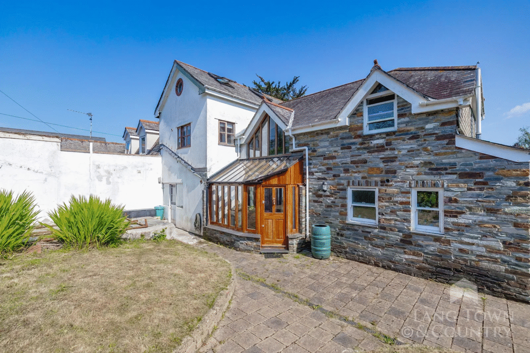 Cliff Cottage 4